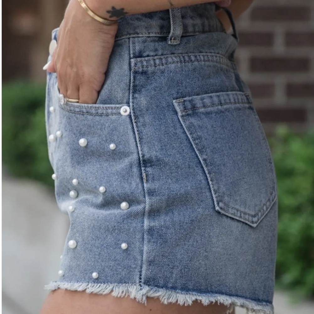 ALTAR’D STATE Jean Shorts - Picture 4 of 11